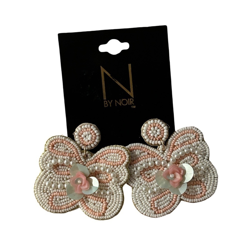 N BY NOIR Pink and White Pearl & Seed Bead Floral  Pierced Earrings